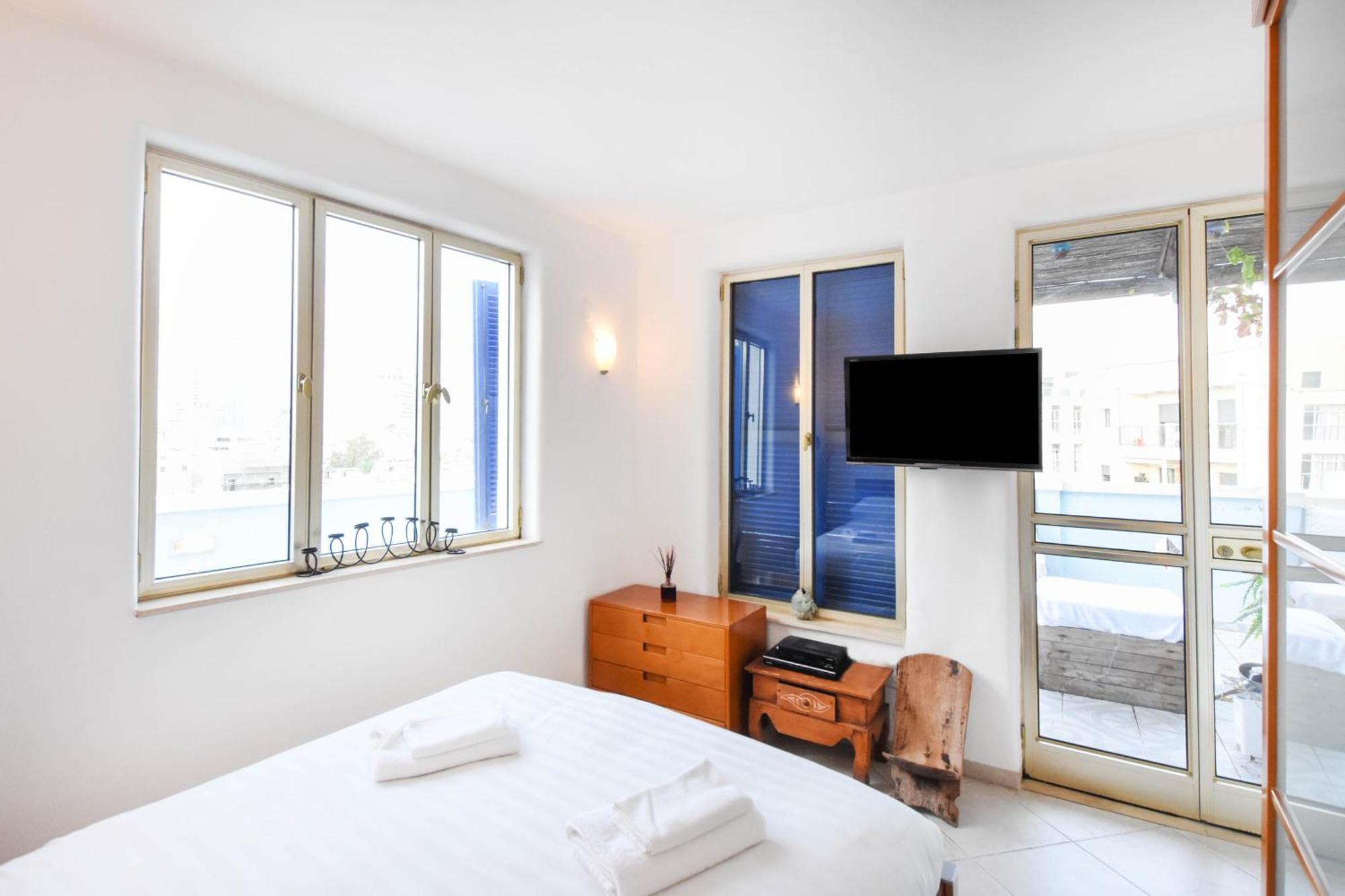 Ferienwohnung Getaway In Greece By Holyguest Tel Aviv-Jaffa Exterior foto